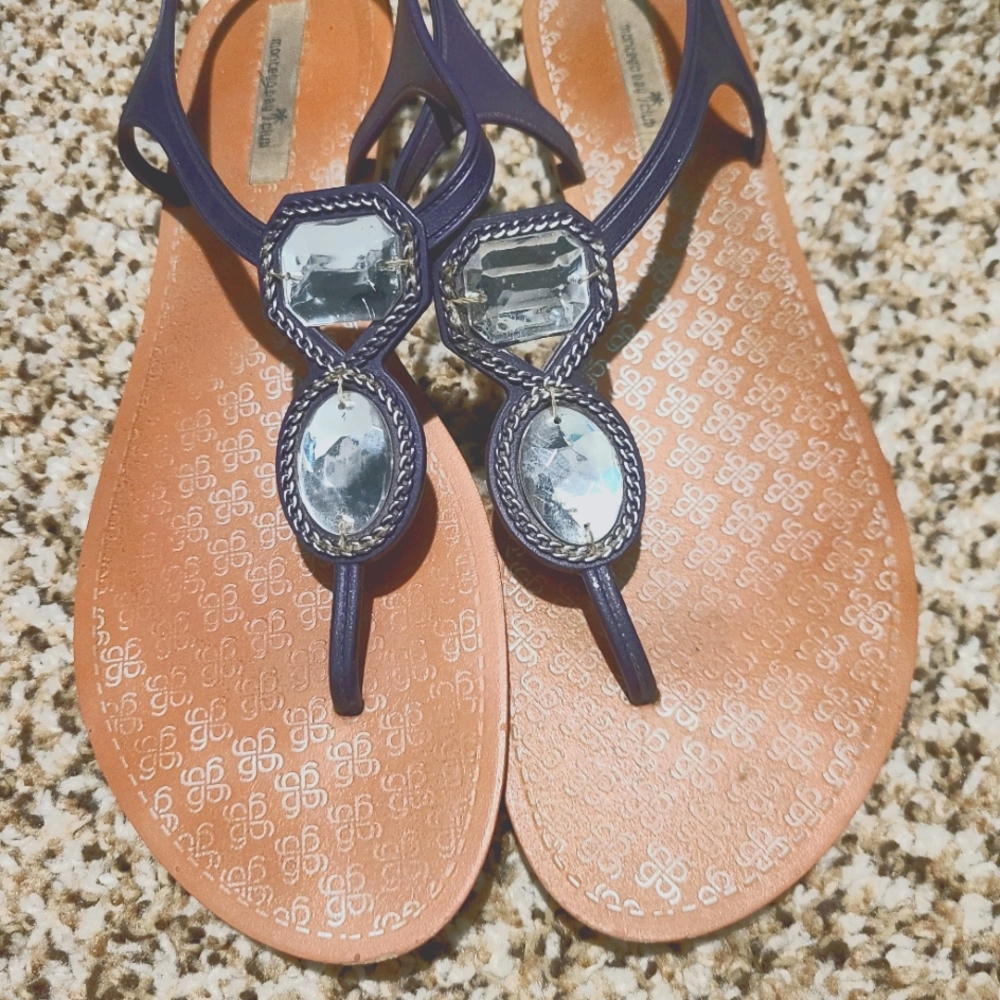 Size 7.5/8 Bohemian Jeweled Purple Sandals!